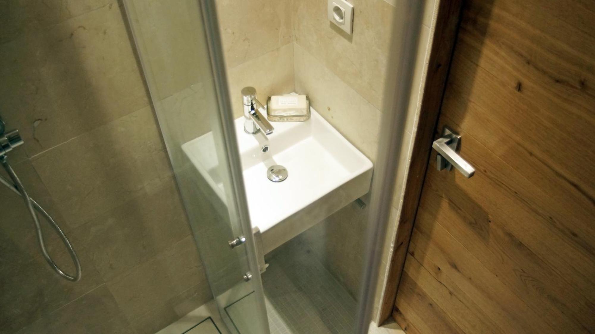Apartamento My Space Emirates - Fully Equipped Near The With Shared Pool *