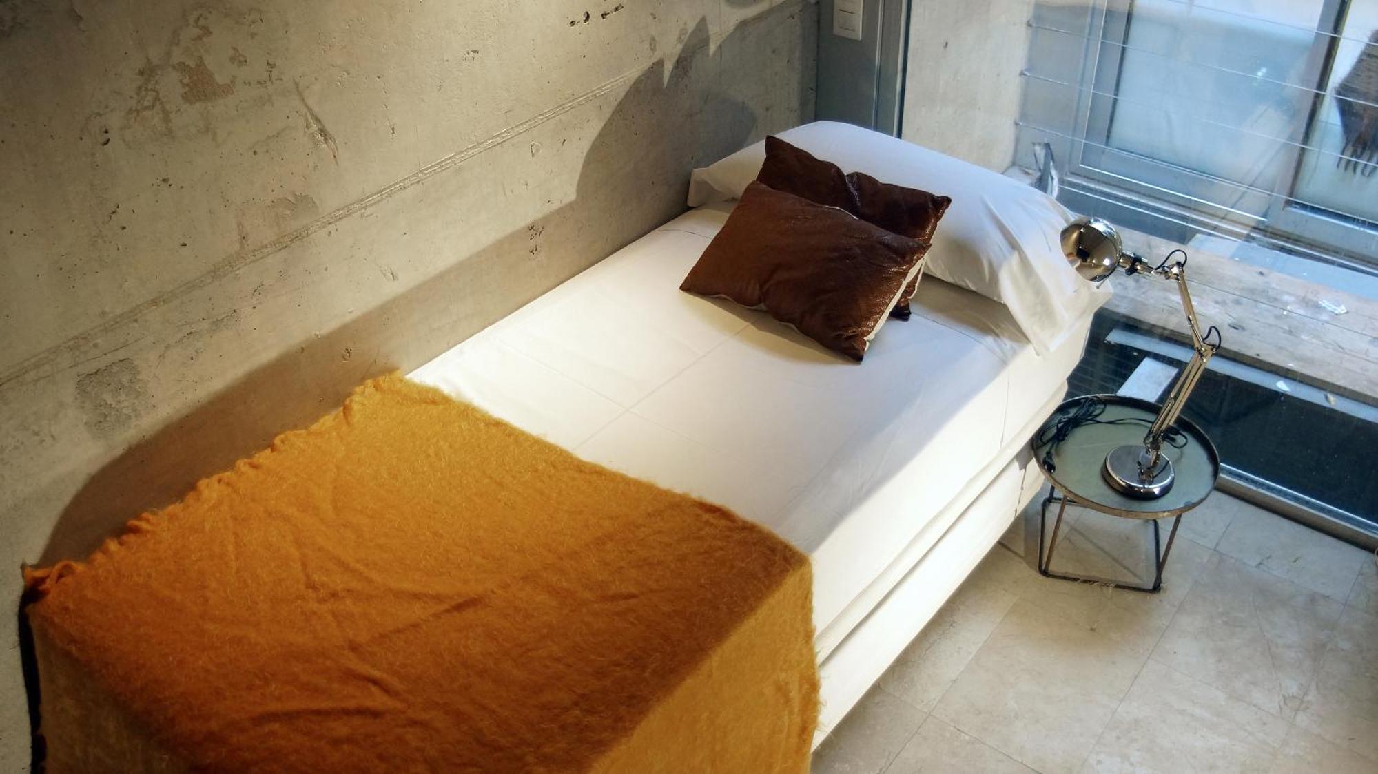 My Space Emirates - Fully Equipped Near The With Shared Pool Apartamento Barcelona