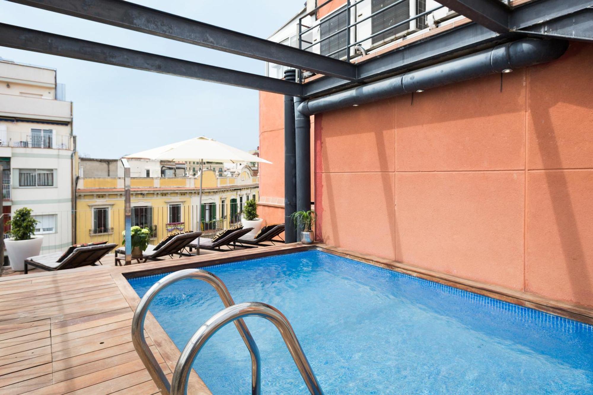 Apartamento My Space Emirates - Fully Equipped Near The With Shared Pool *