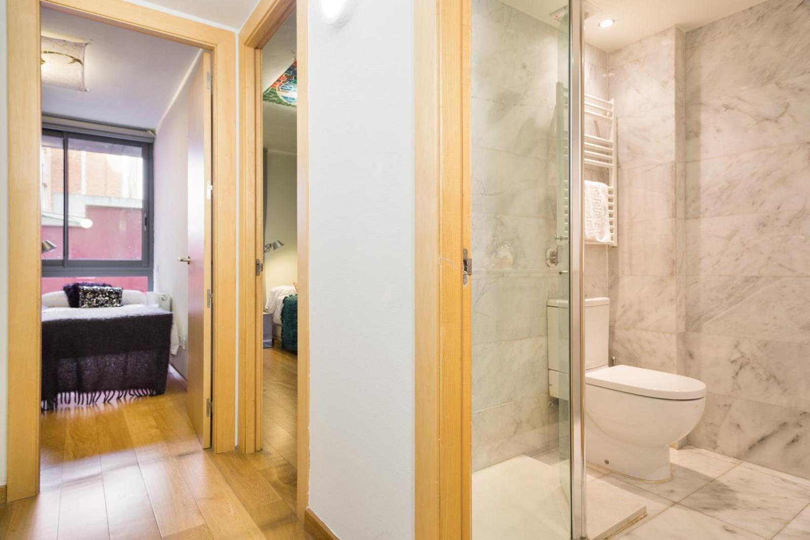 Apartamento My Space Emirates - Fully Equipped Near The With Shared Pool