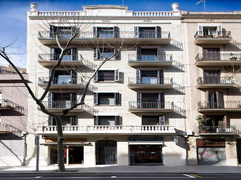 Eric Vökel Boutique – Sagrada Familia Barcelona