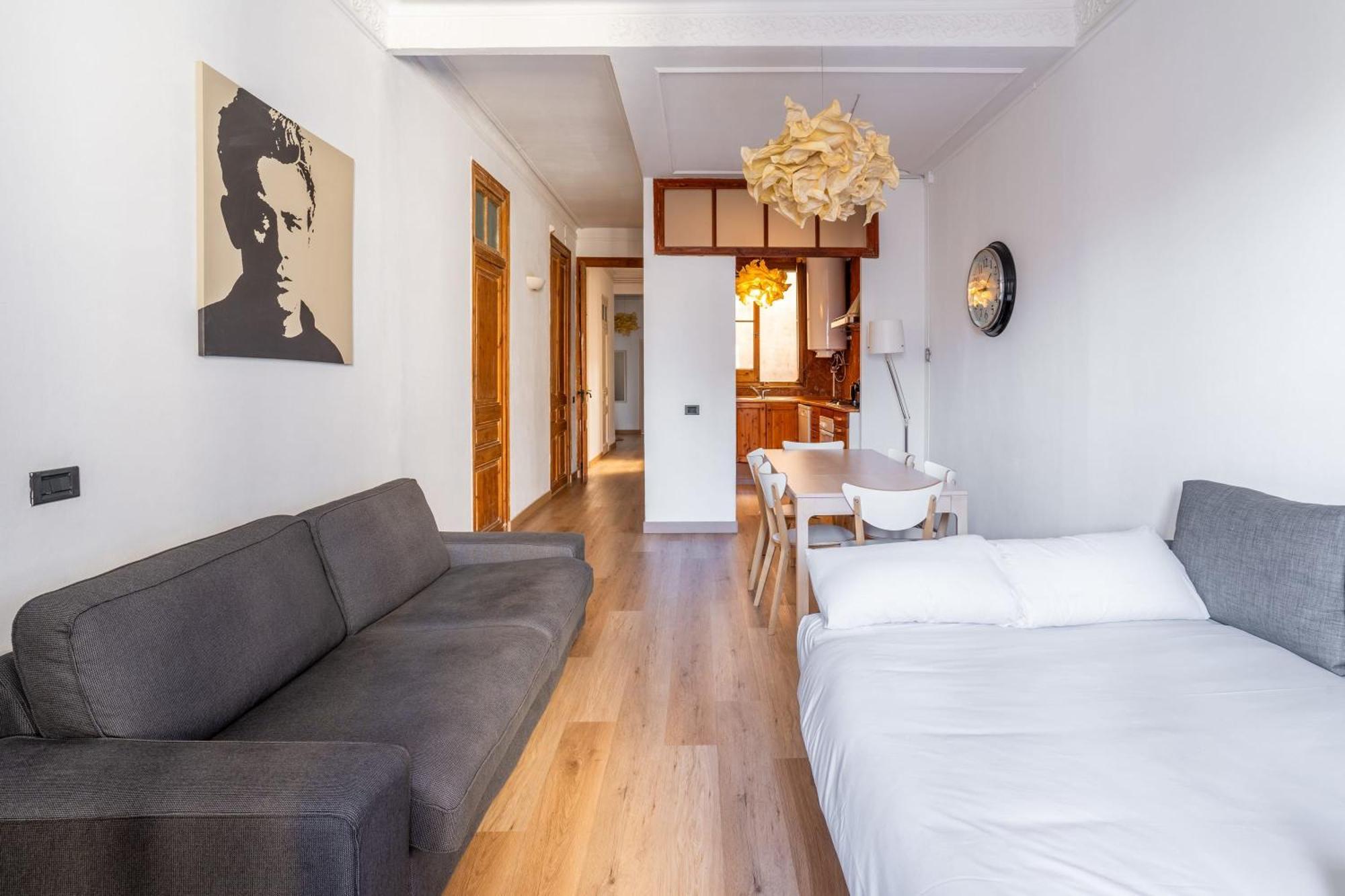 Paseo St Joan Classic 4bd For 10 Guests Apartment