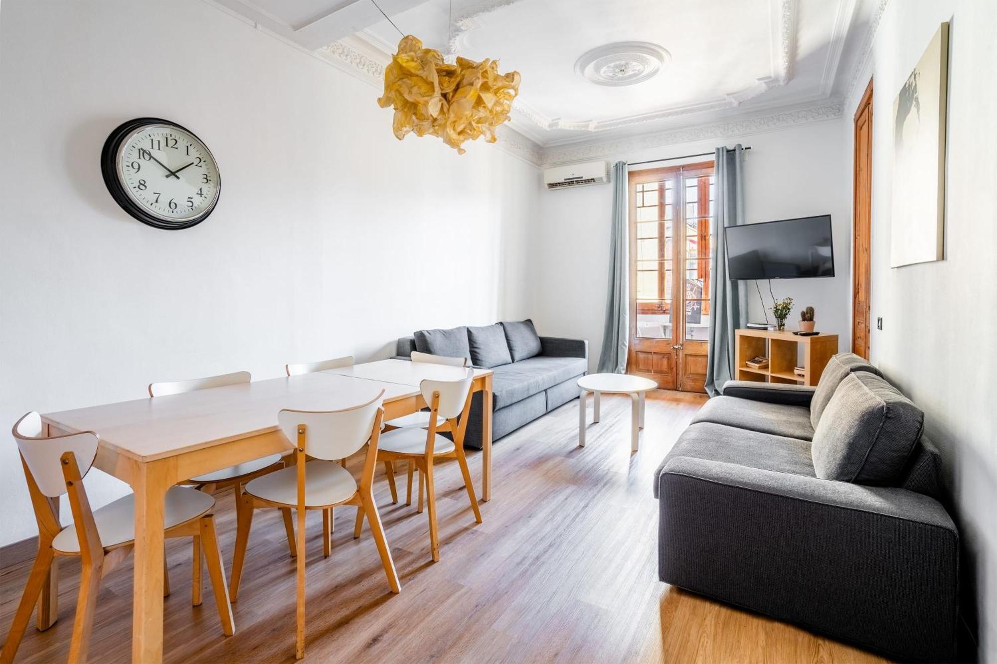 Paseo St Joan Classic 4bd For 10 Guests Apartment
