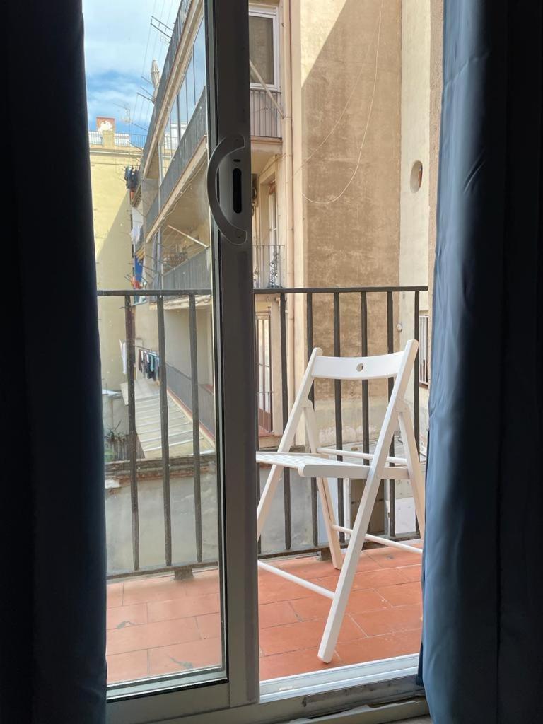 By La Rambla Rooms Hostal *