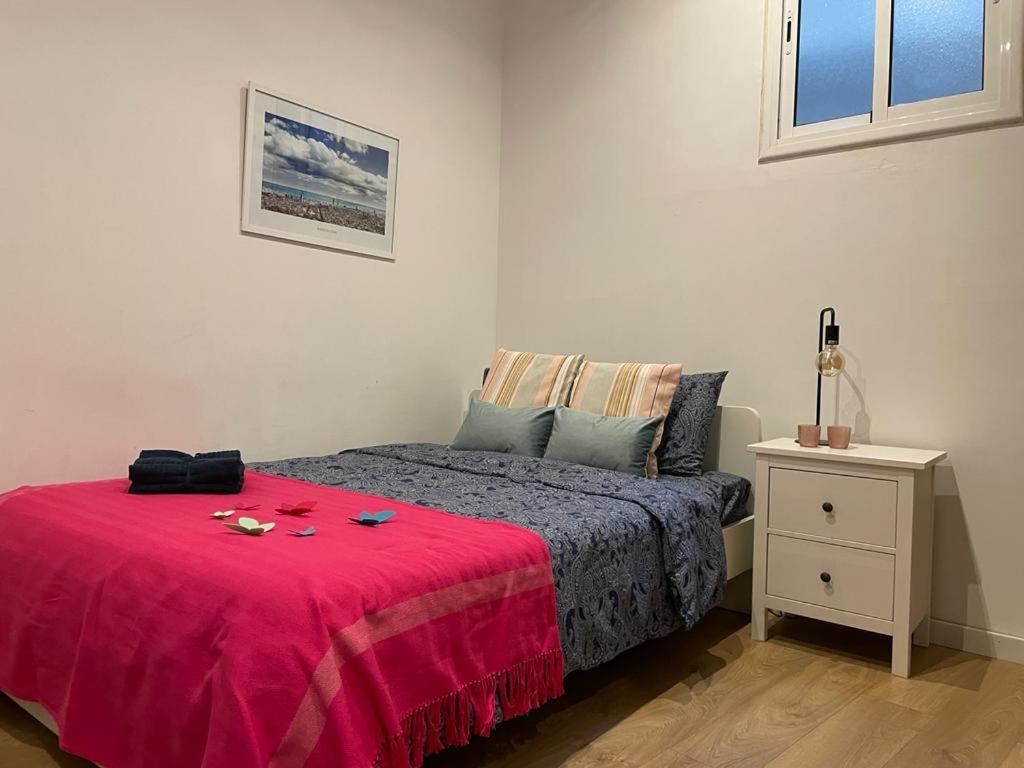 By La Rambla Rooms Hostal *