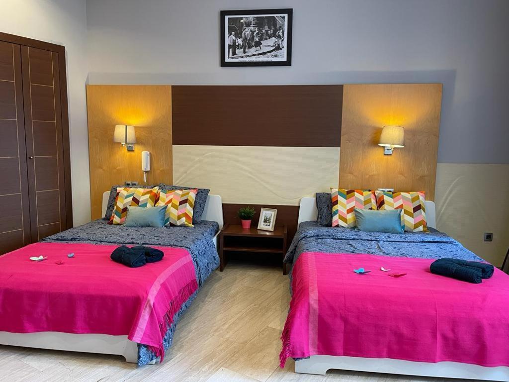 By La Rambla Rooms Hostal Barcelona