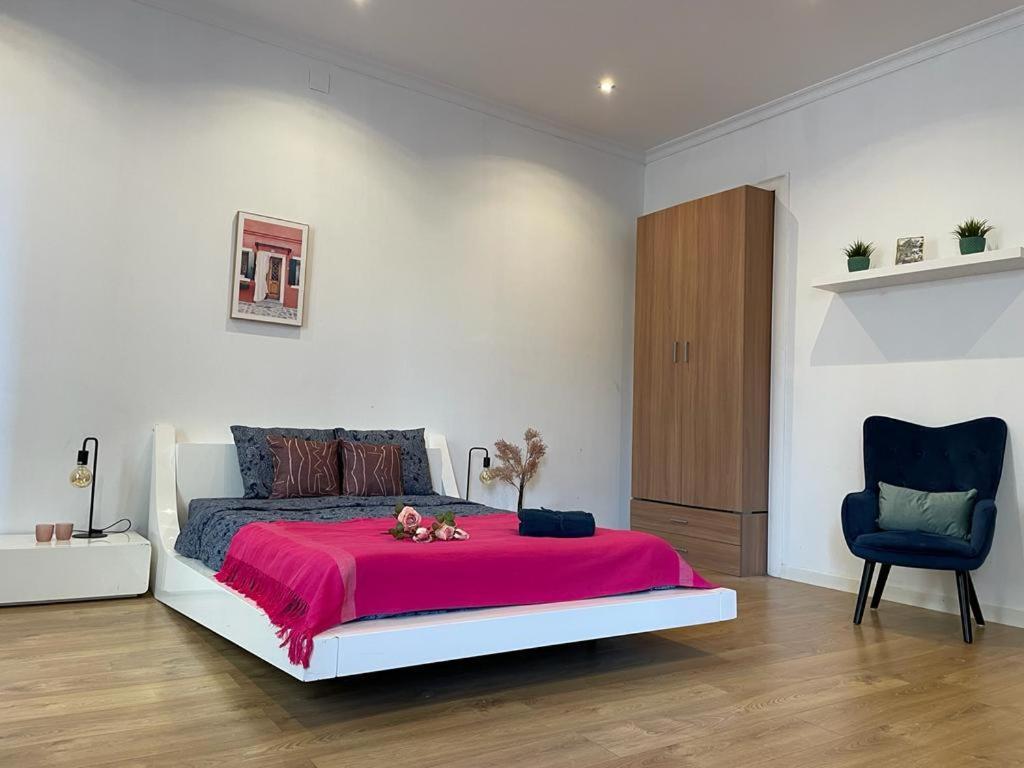 Hostal By La Rambla Rooms Barcelona