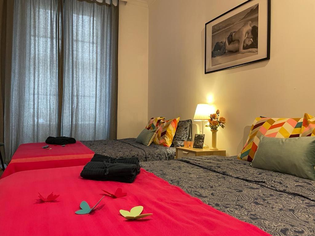 By La Rambla Rooms