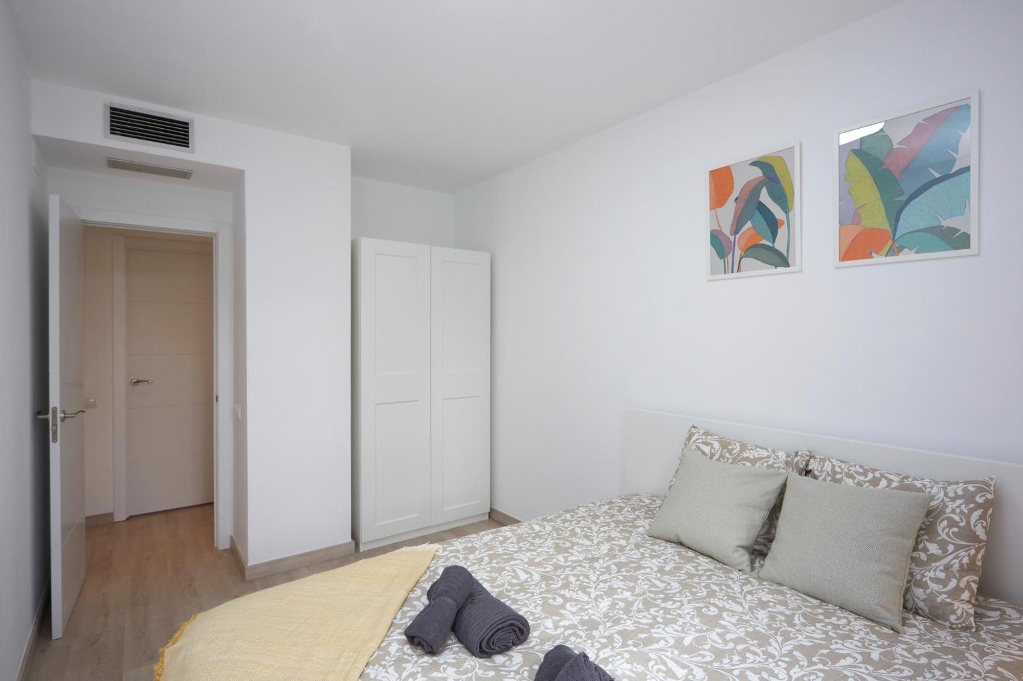 Apartment Three Bedroom Two Bathroom Close To Beach