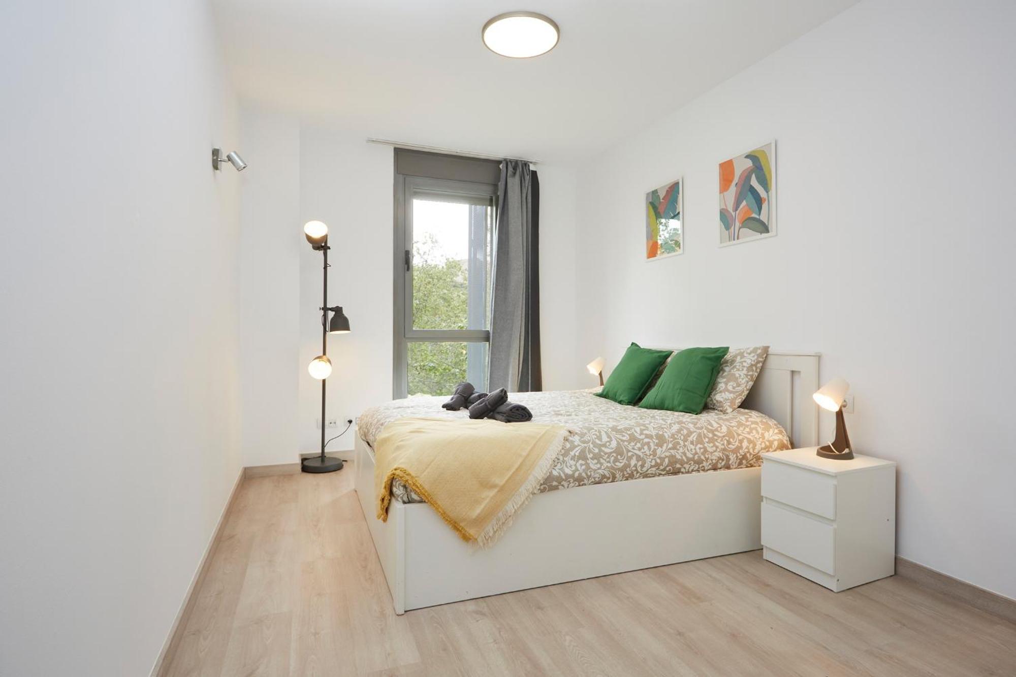Apartment Three Bedroom Two Bathroom Close To Beach Barcelona