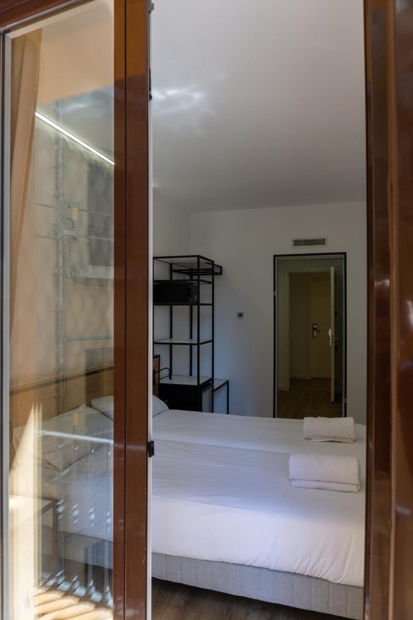 Pensión Fontanella House
