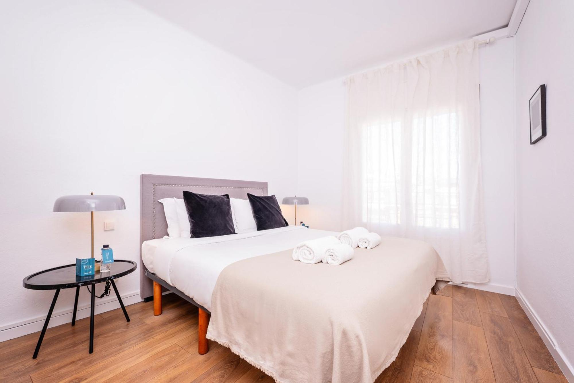 Apartamento Rocafort In Eixample *