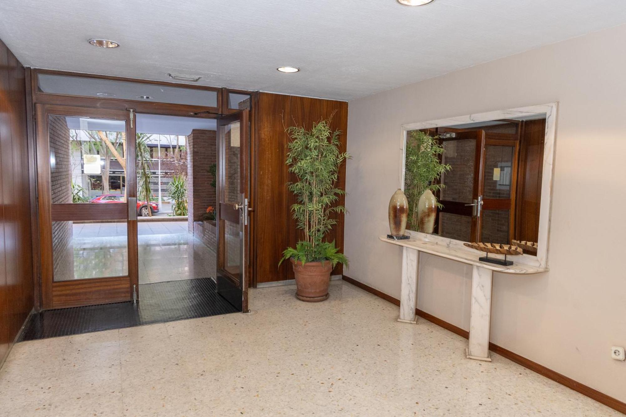 Apartamento Maria Cristina Mercader Estrella *