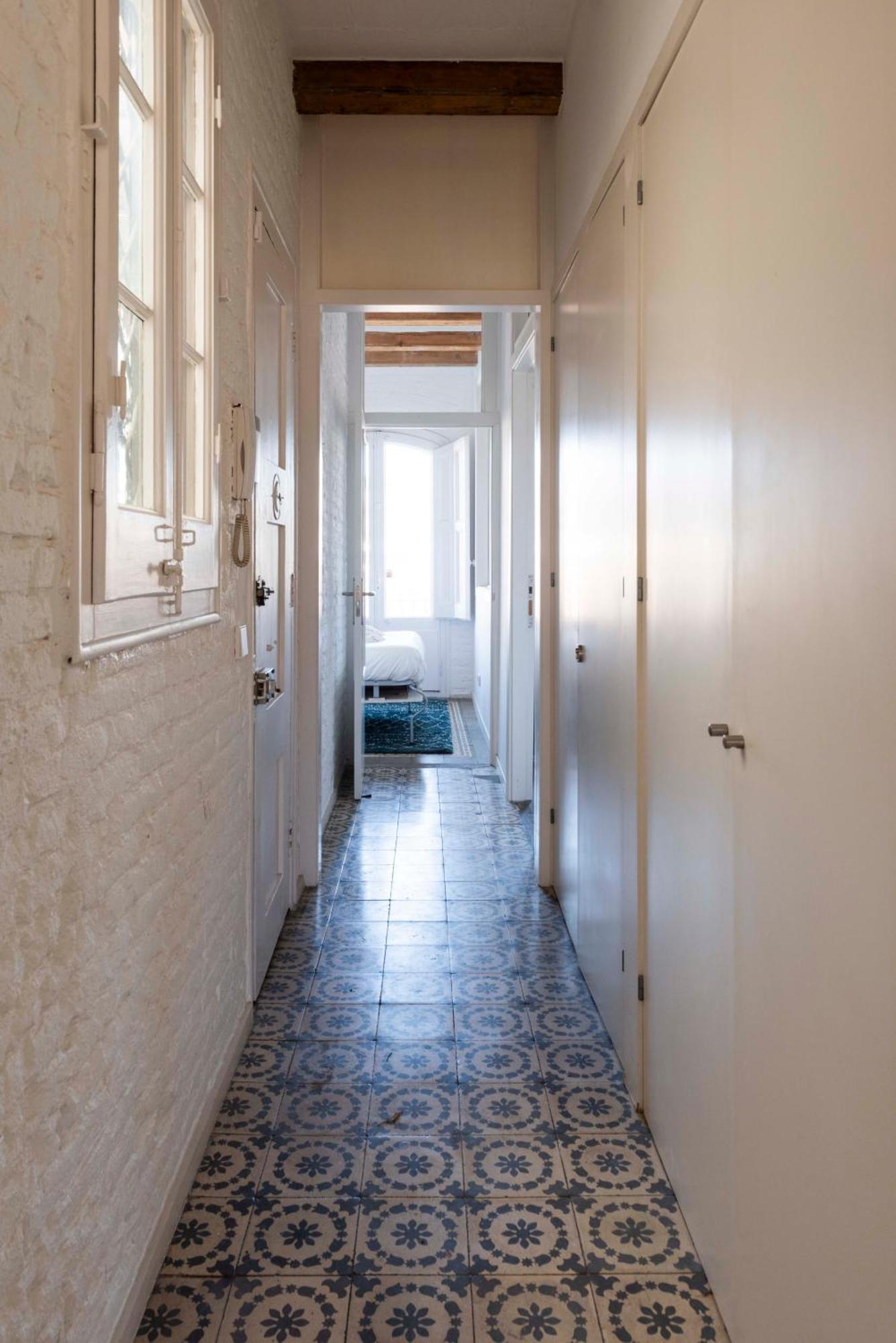 Apartamento Enchanting 2 Bedroom Flat With Terrace Near Placa Espanya