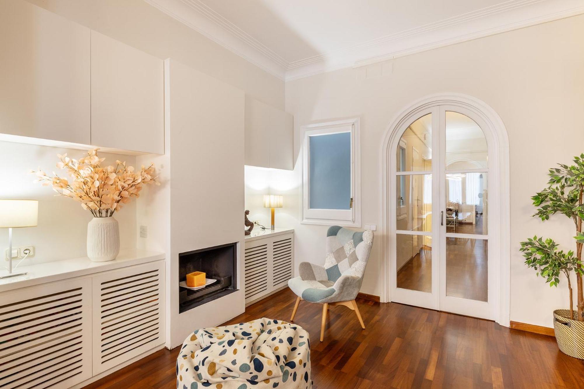 Apartamento Large & Beautiful 4min From Passeig De Gracia Barcelona