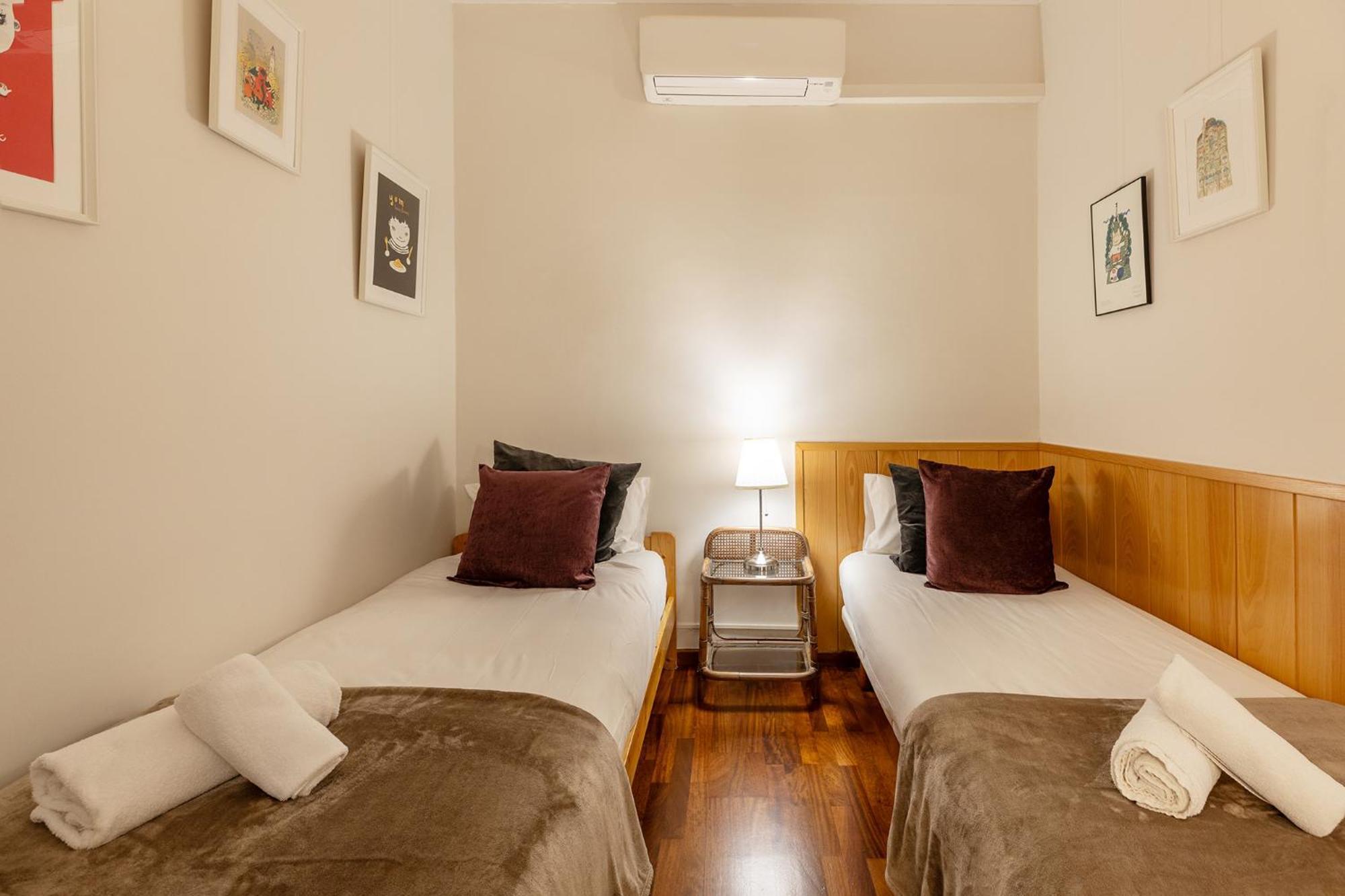 Large & Beautiful 4min From Passeig De Gracia *