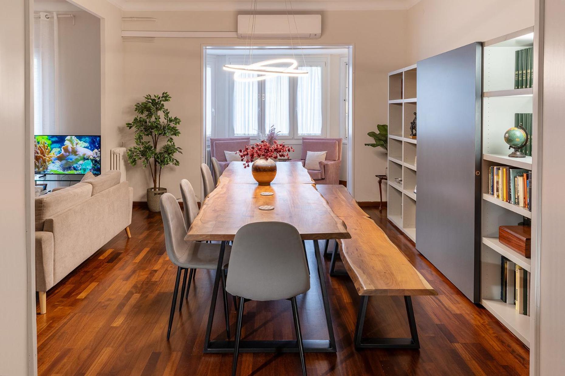 Apartamento Large & Beautiful 4min From Passeig De Gracia