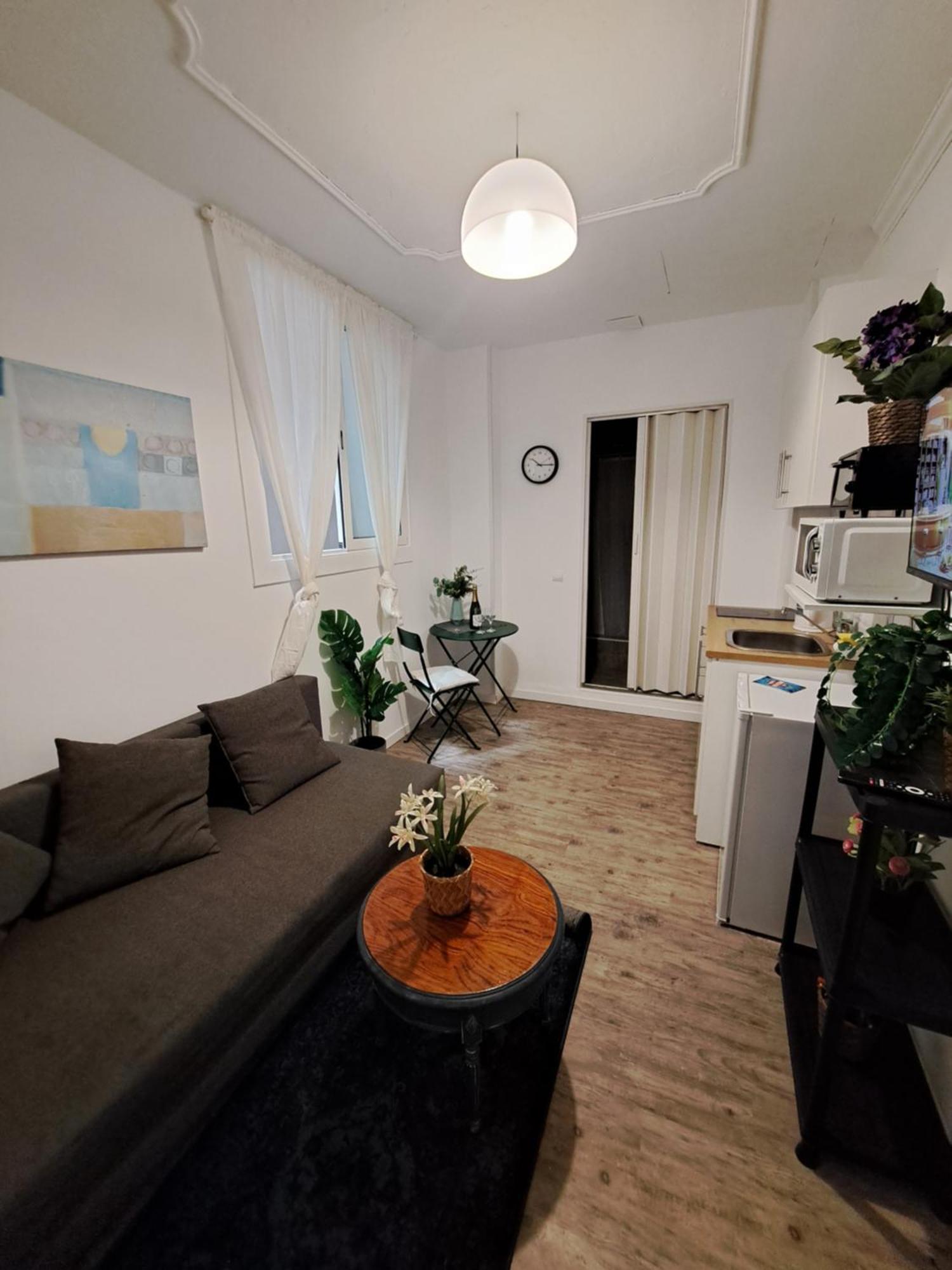 Barcelona Central Apartments