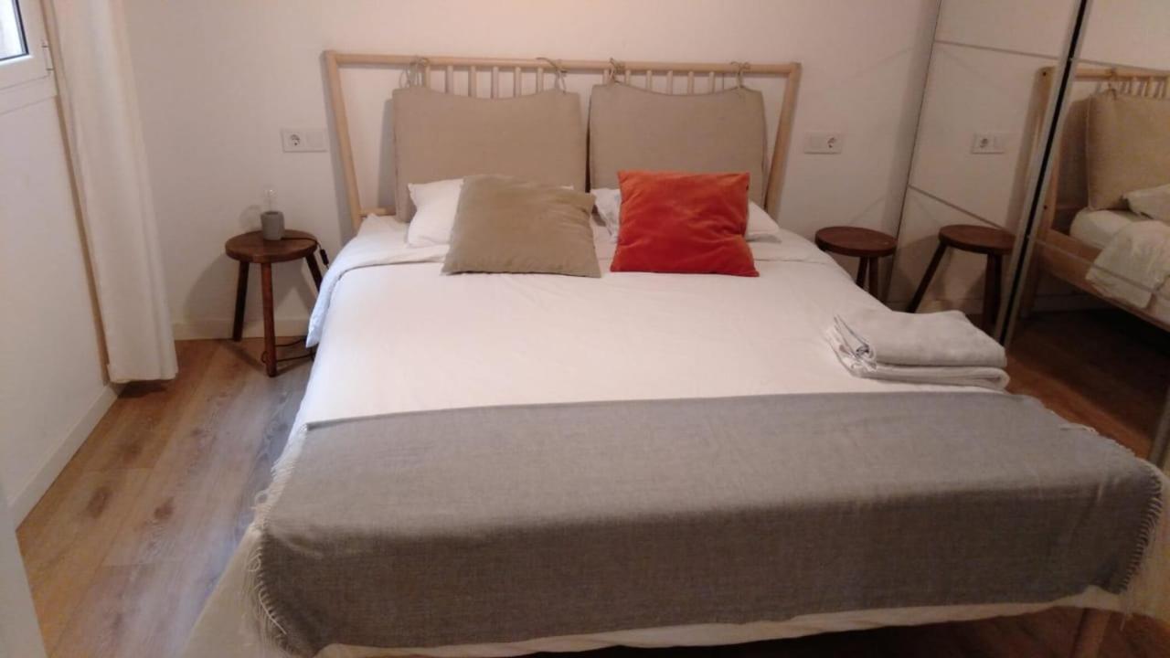 Rambla Old 00 Apartment *