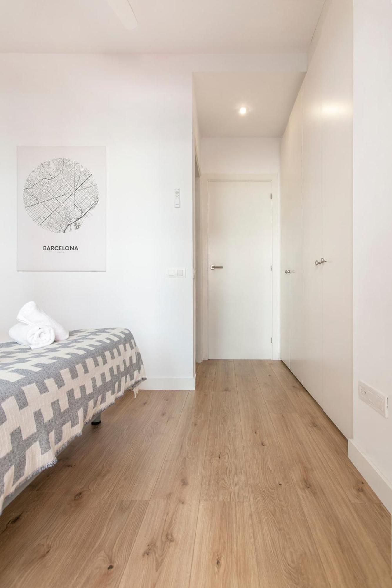 Chic And Modern In Gracia