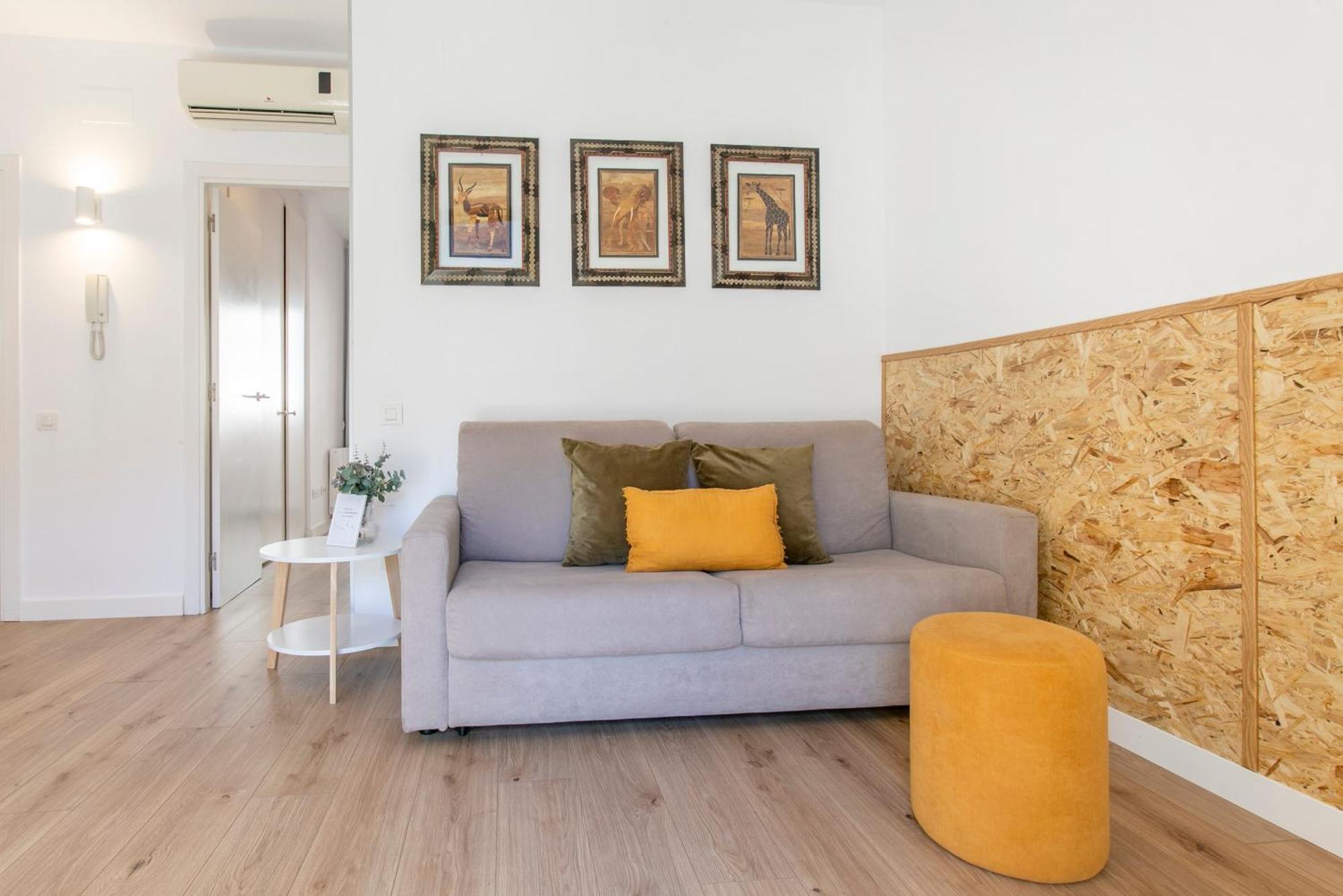 Chic And Modern In Gracia