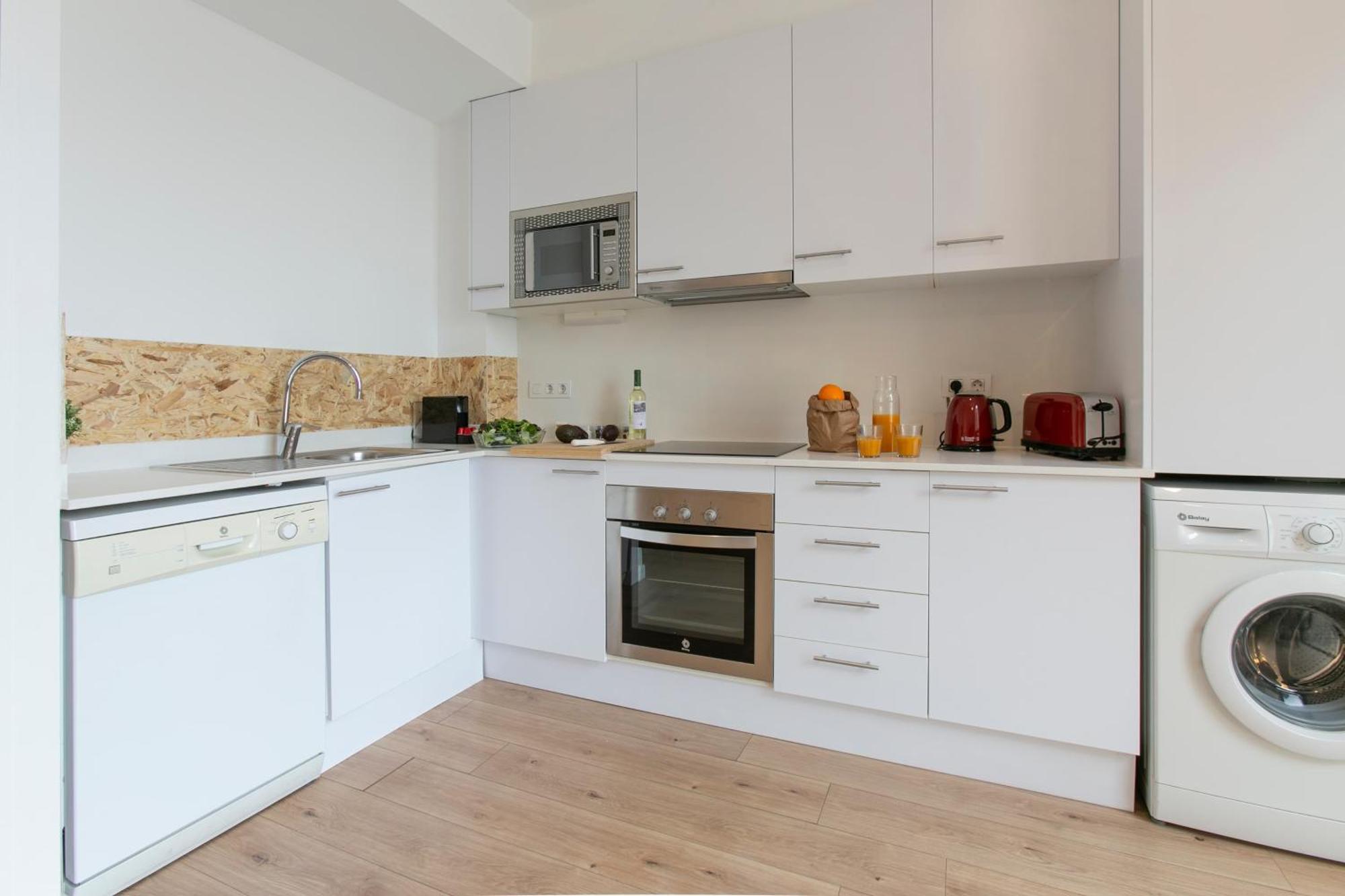Chic And Modern In Gracia *