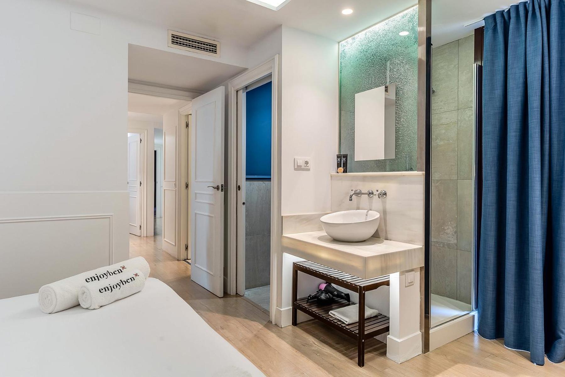 Enjoybcn Colon Apartamento