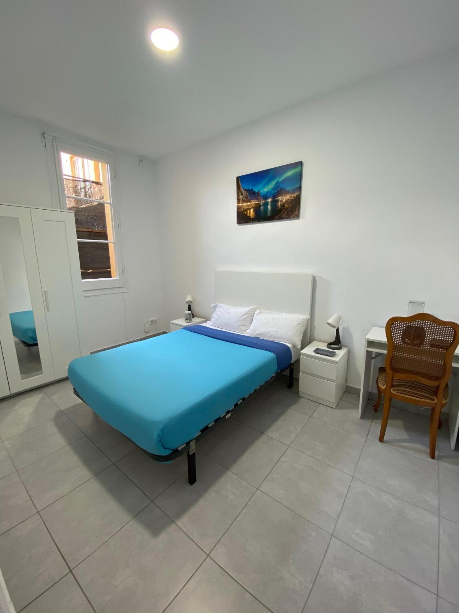 Habitacion Para Tu Estadia Corta En Bcn *