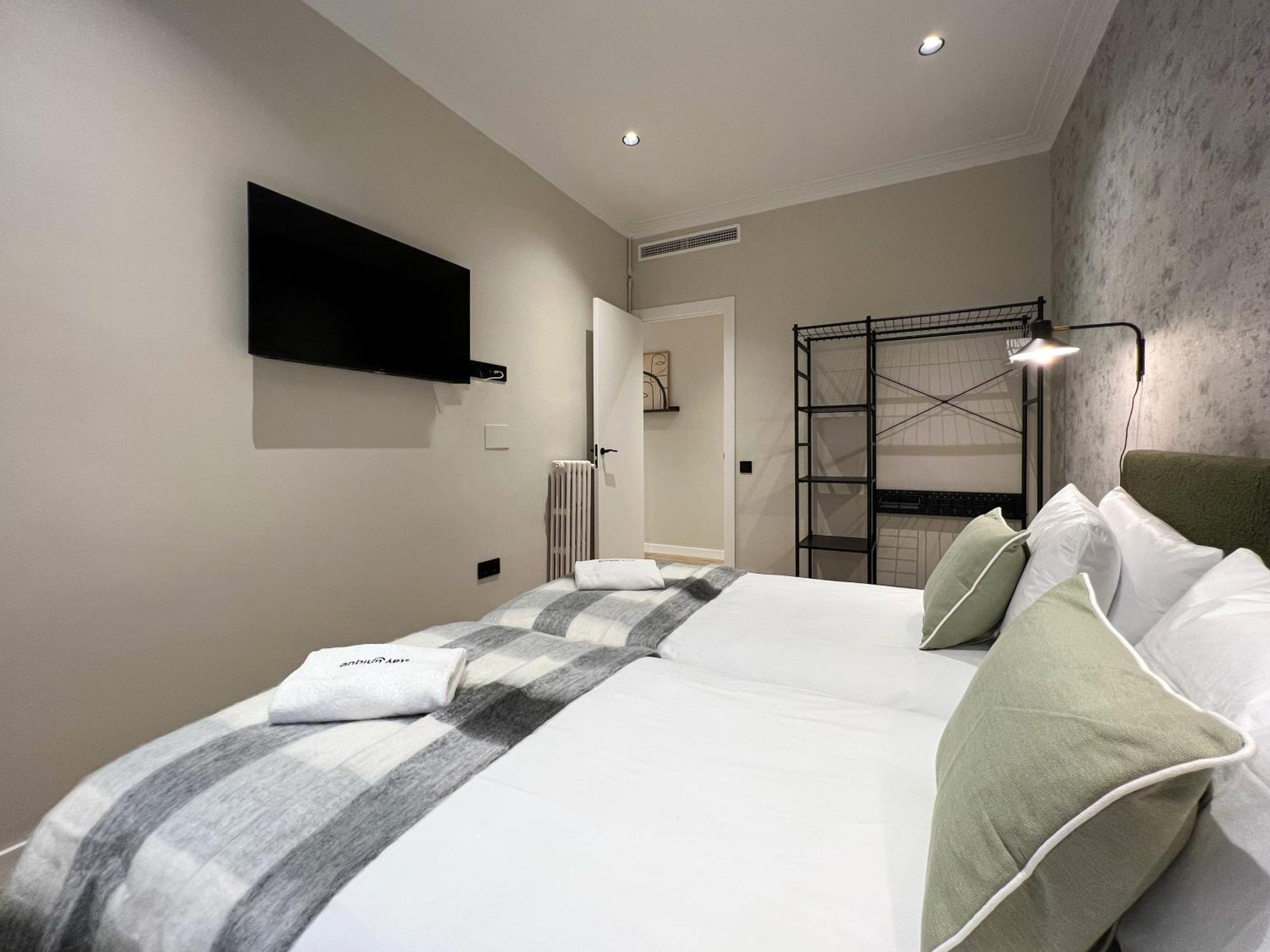 U-nique Muntaner Apartment Barcelona