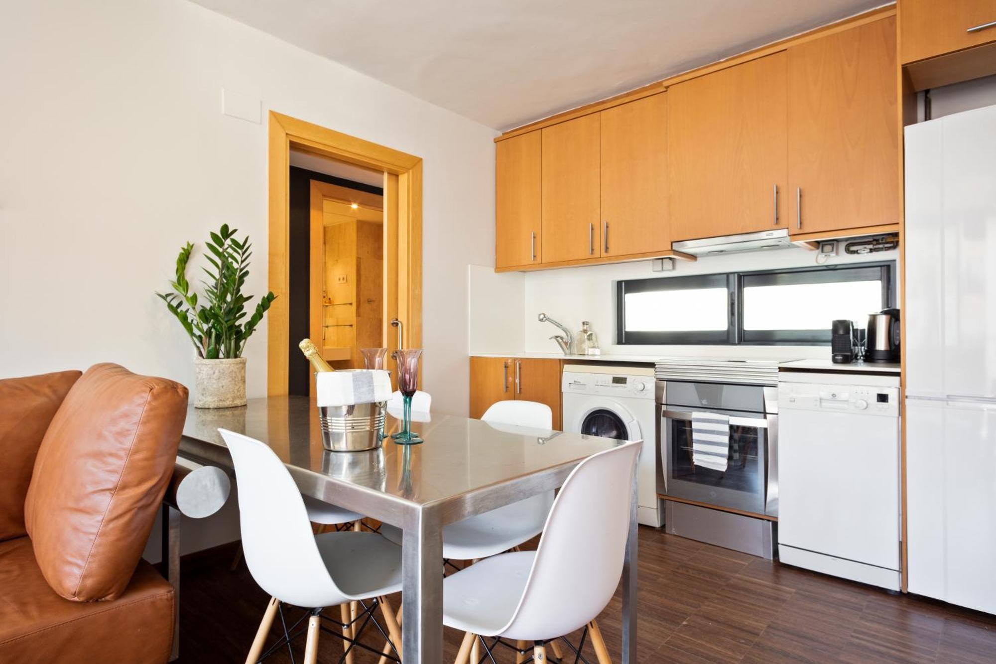 Apartamento My Space Emirates - Executive With Private Balcony Barcelona
