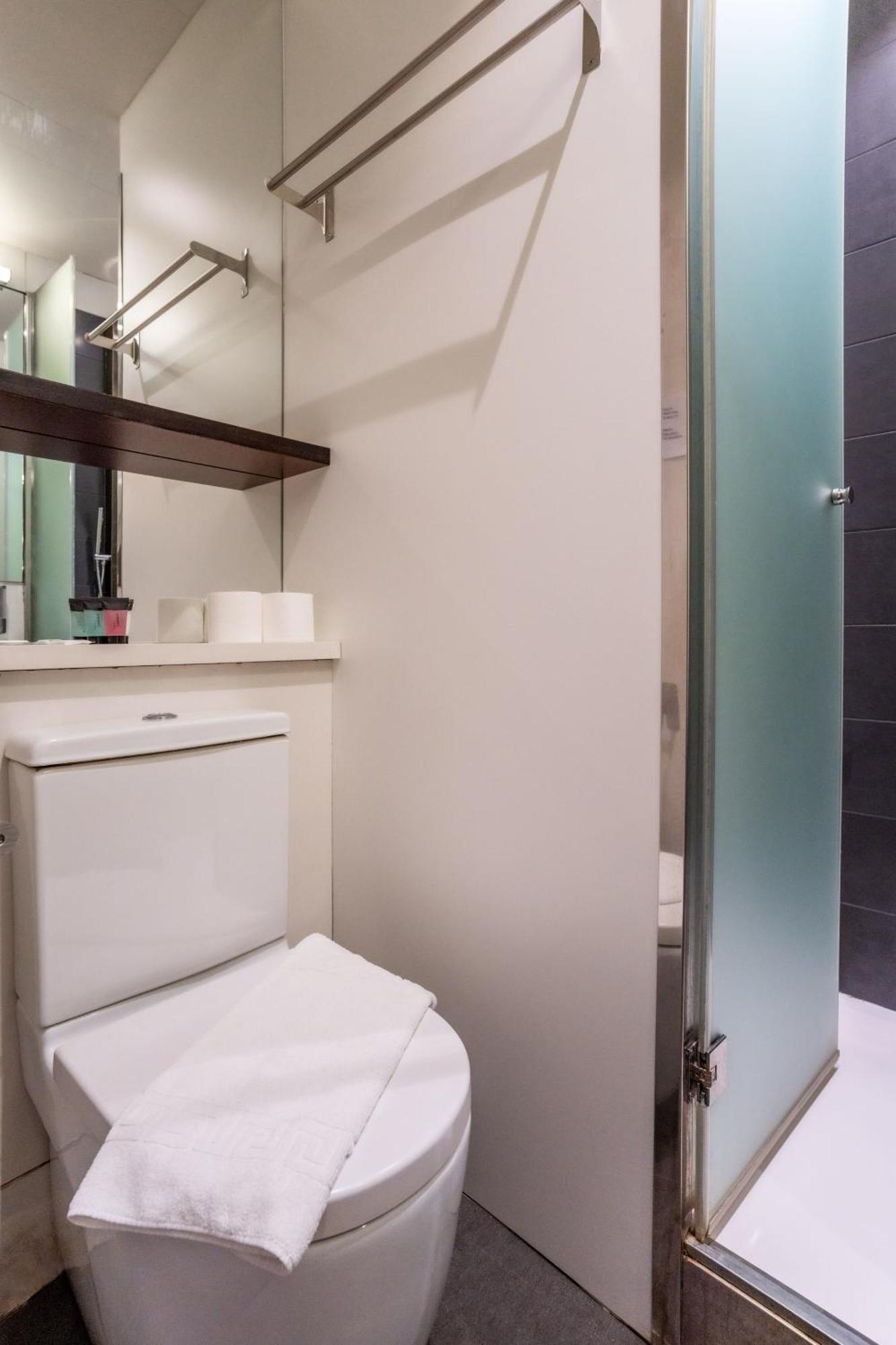 Paseo De Gracia Catalan 4bd With Private Terrace Apartamento