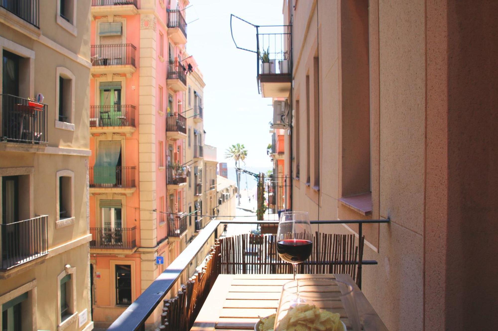 Great In Barceloneta Close To The Apartamento *
