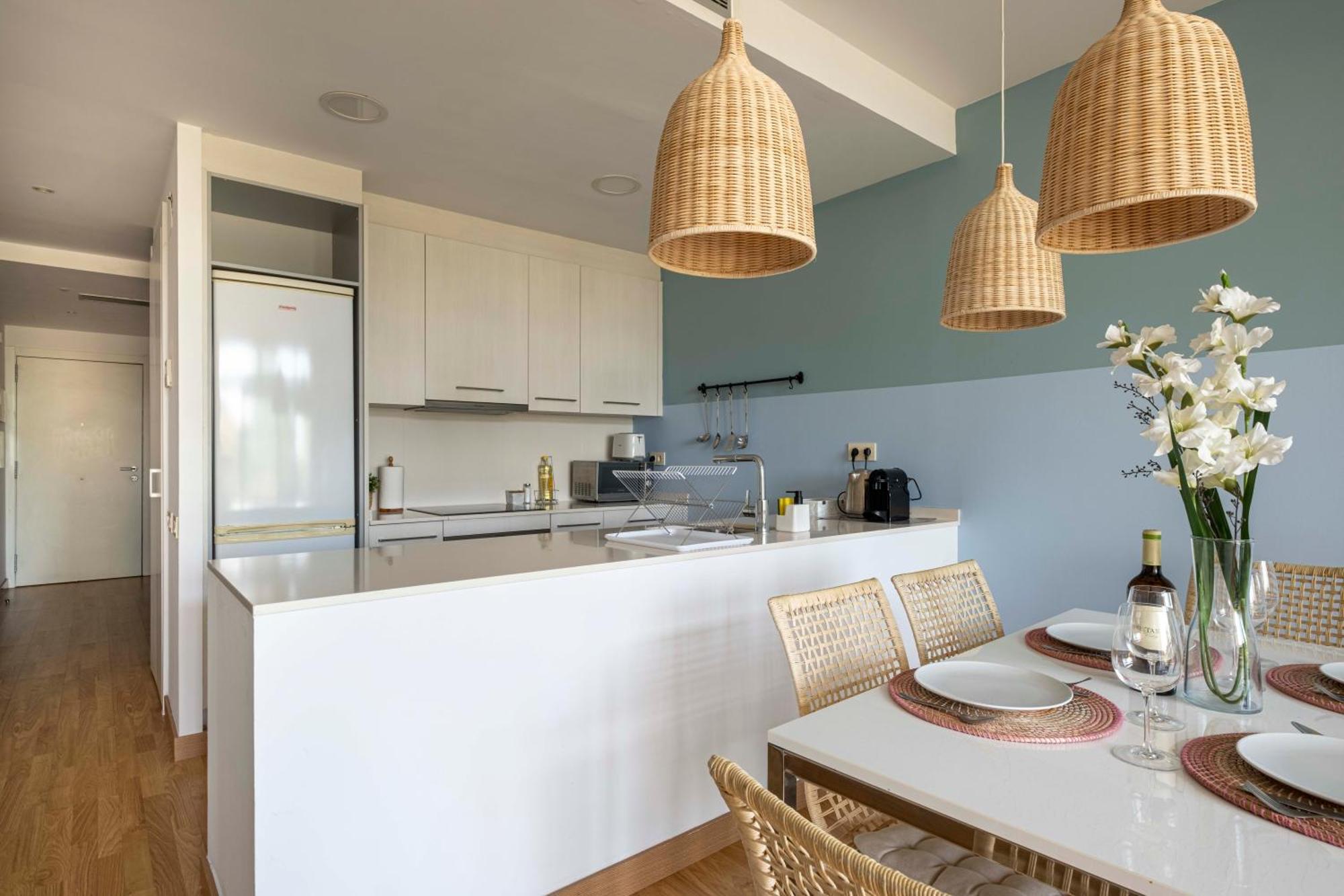 Duplex Fira Bcn And 15' From Bcn Center With Pool Apartamento *