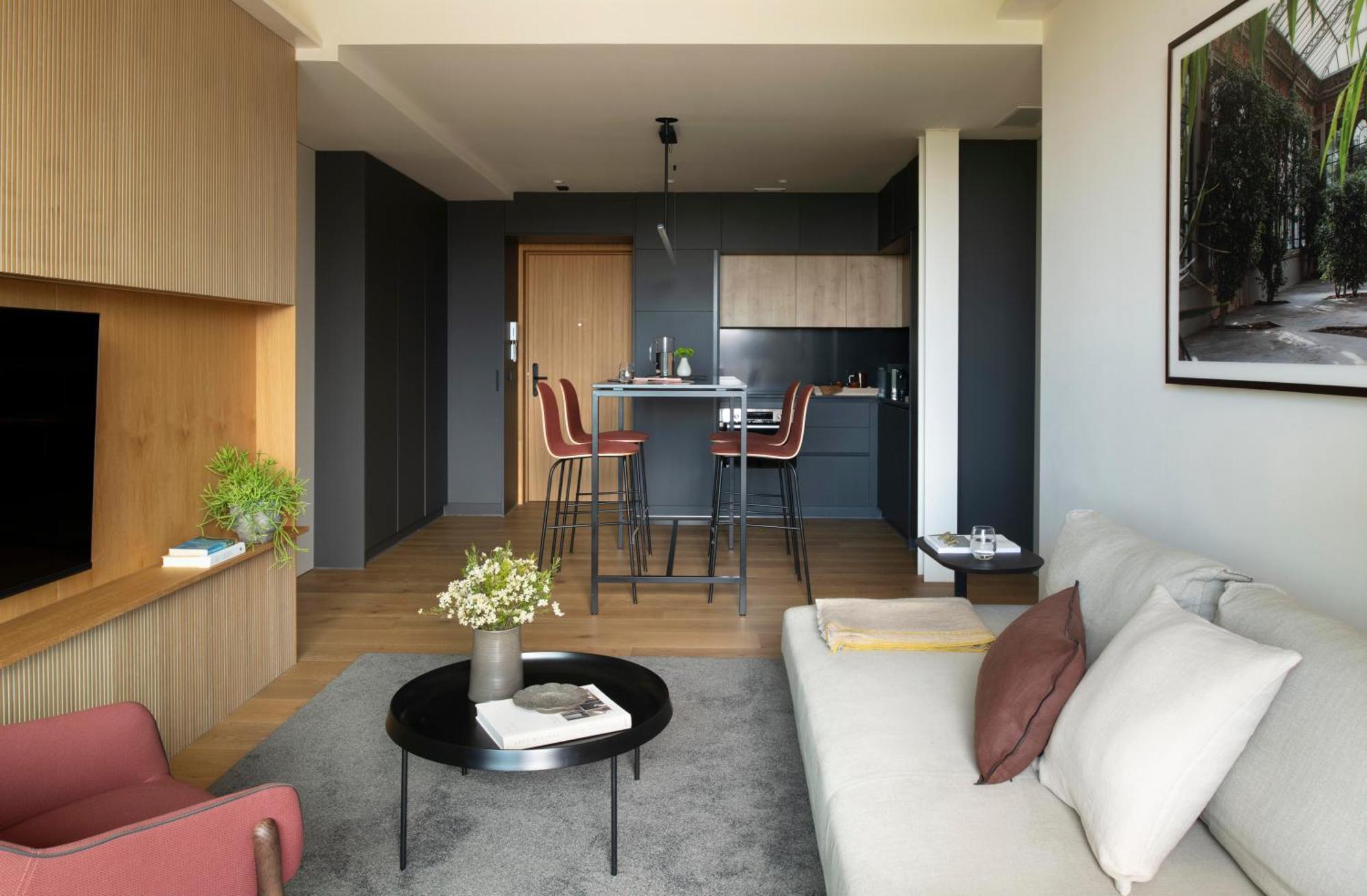 Archie Living Aparthotel