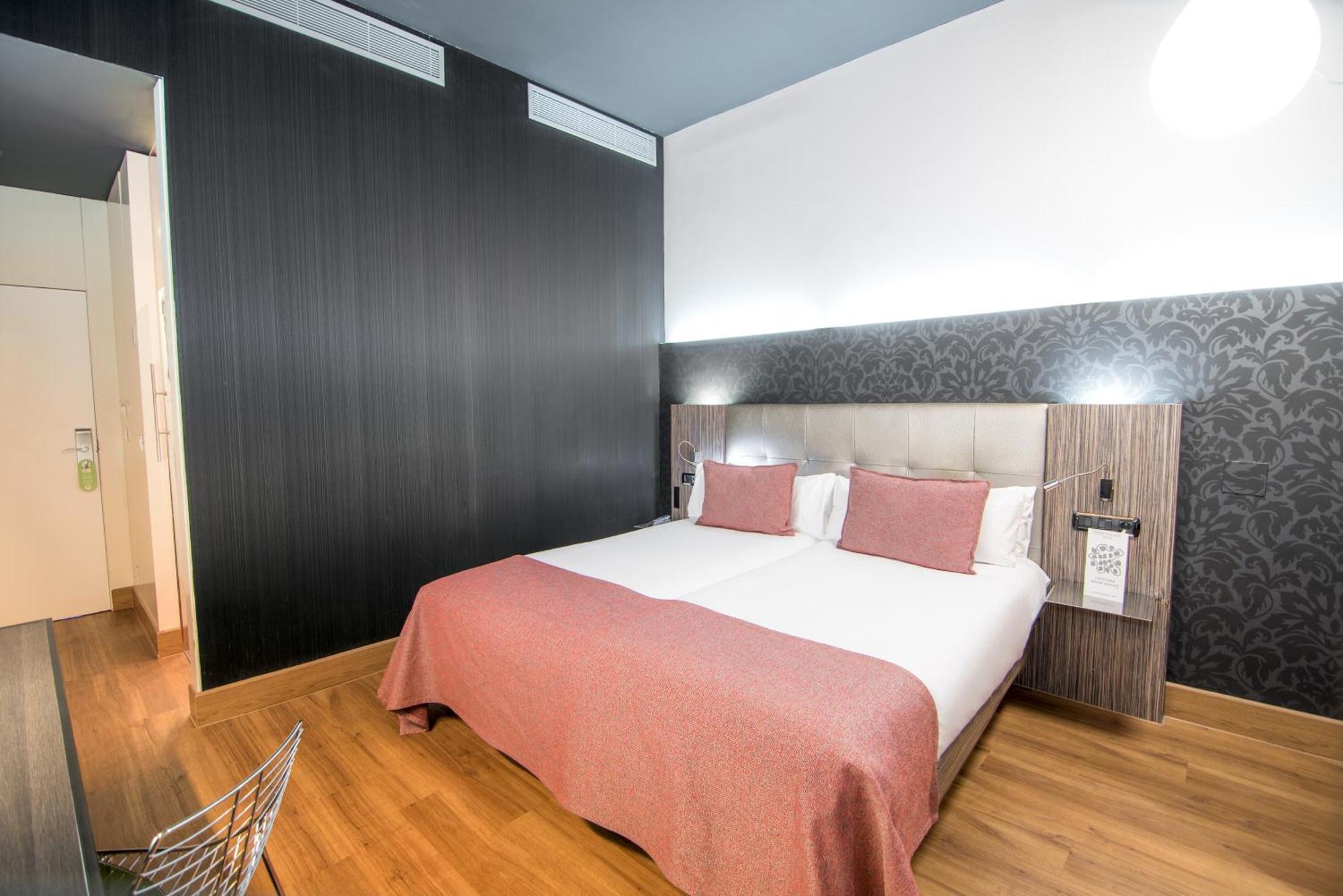 Hotel Petit Palace Museum