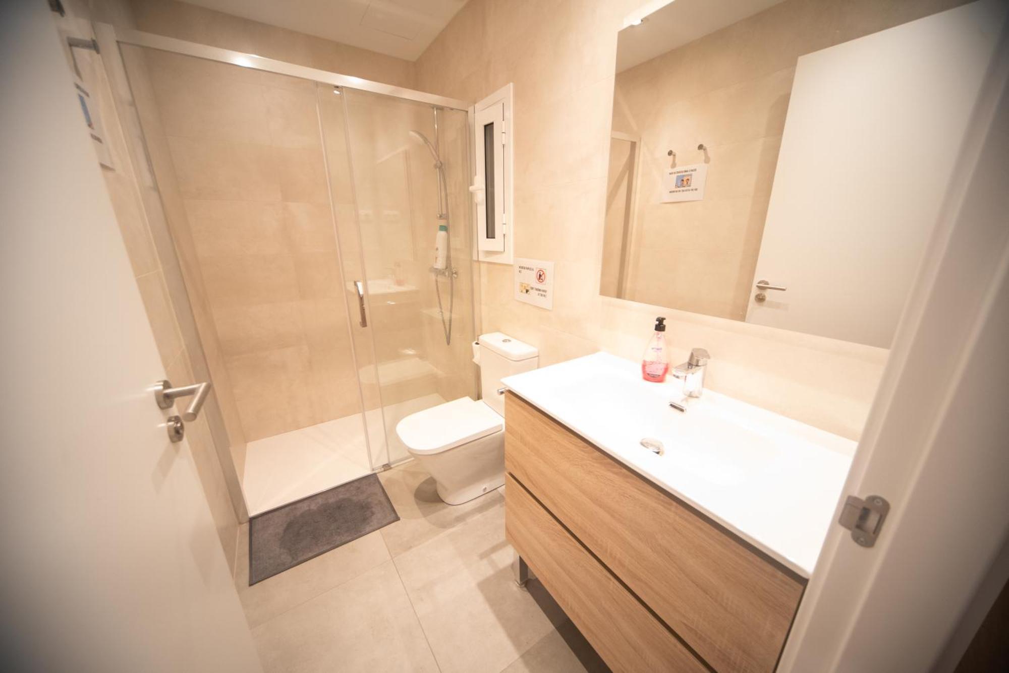 Hostal By Universitat *