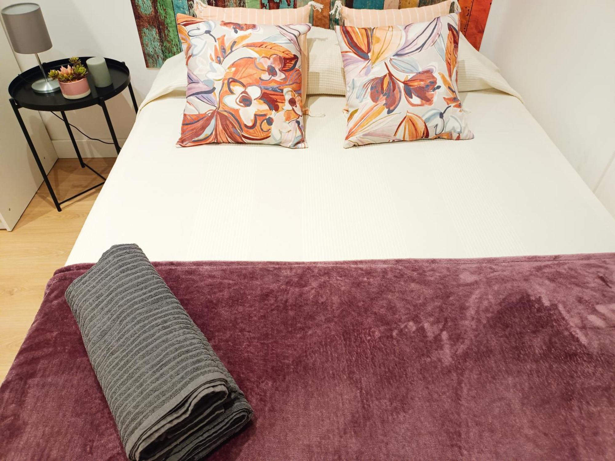 By Universitat Hostal *