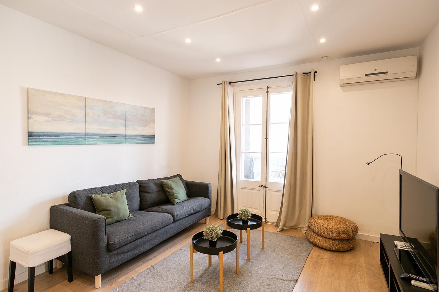 Beautiful With Terrace In Apartamento Barcelona
