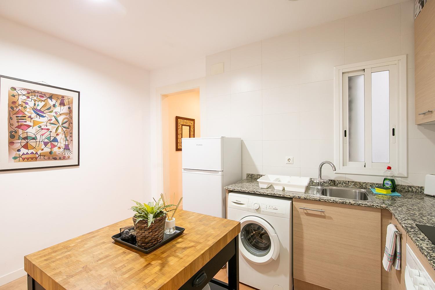 Beautiful With Terrace In Apartamento *