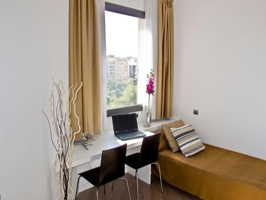 Flat With Views To Sagrada Famila Barcelona