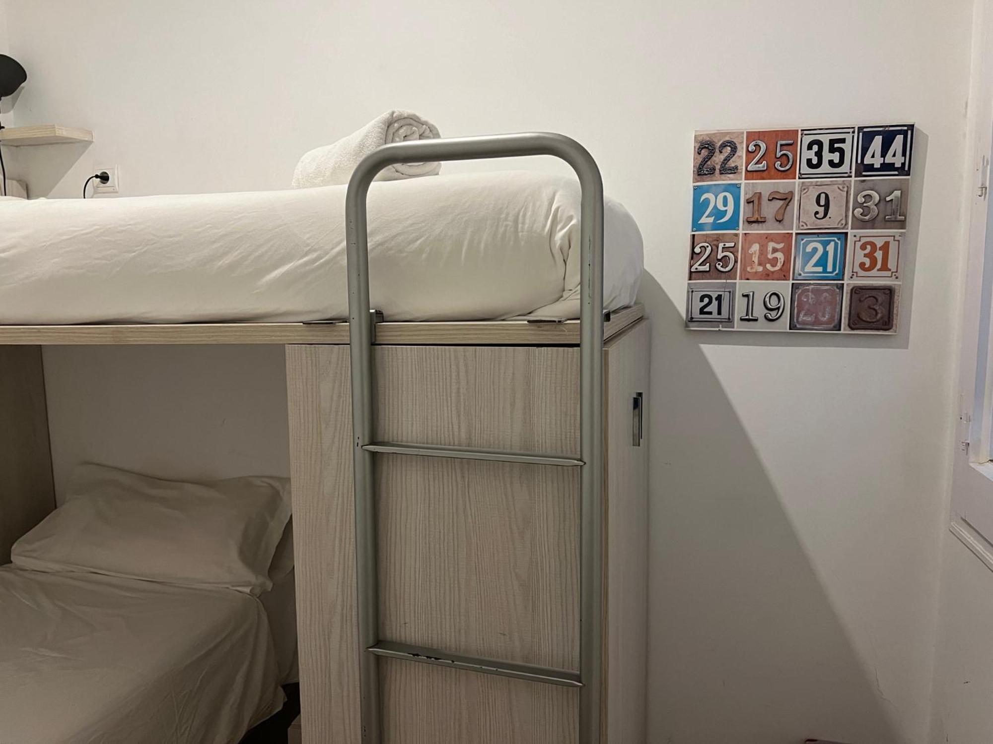 Bonito Apartamento En Zona Centrica De *