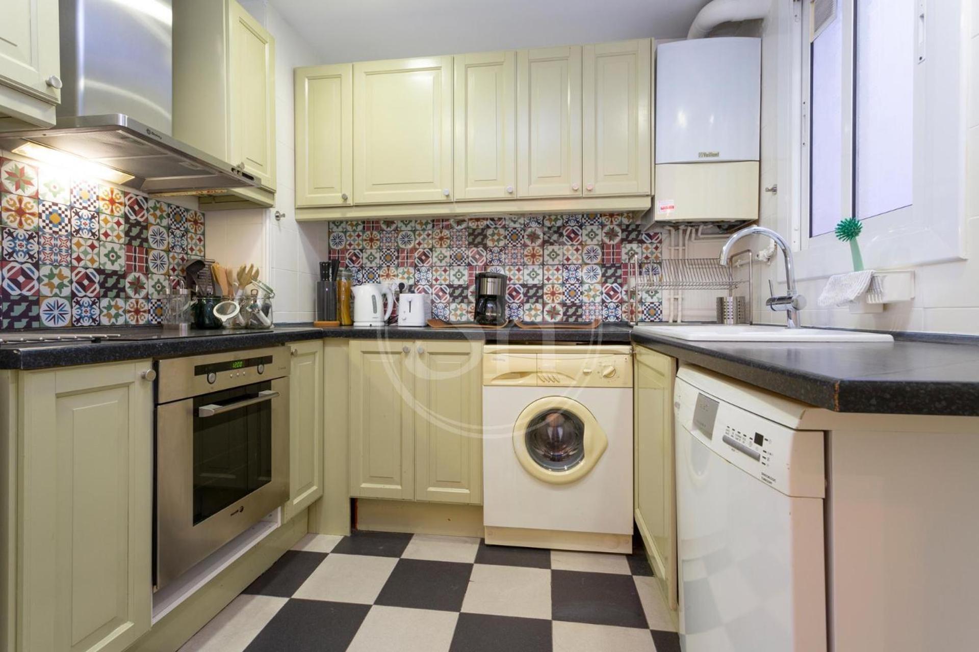Modern Flat Near Sagrada Familia Apartment *