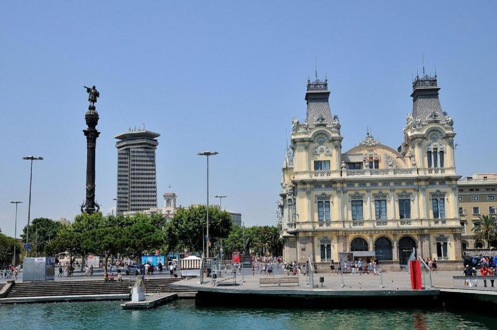 Beach! Barcelona! *