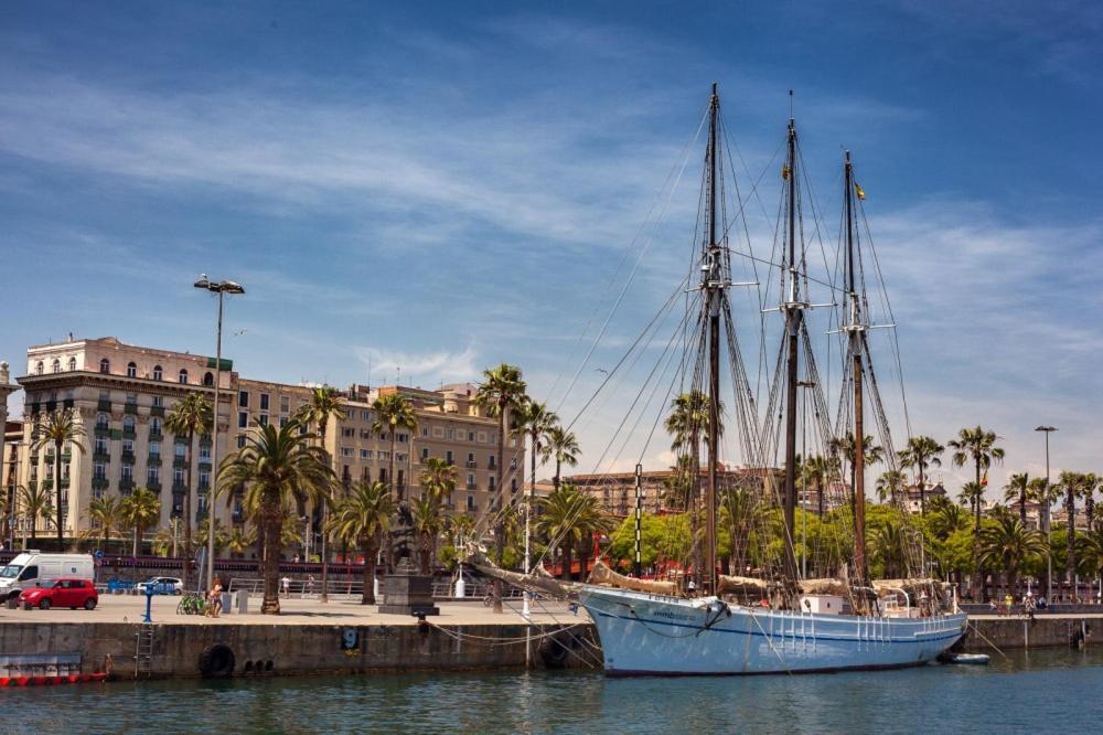 Beach! Barcelona!