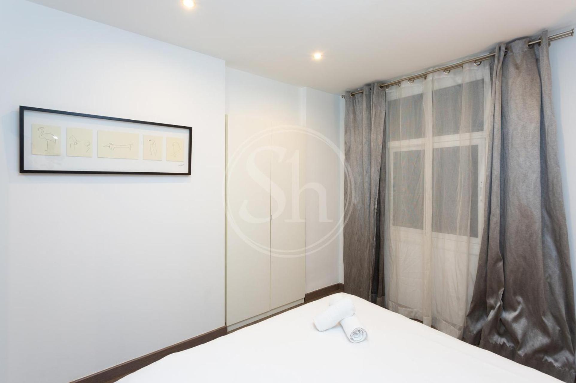 Apartment Familiar Cerca De Sagrada Familia