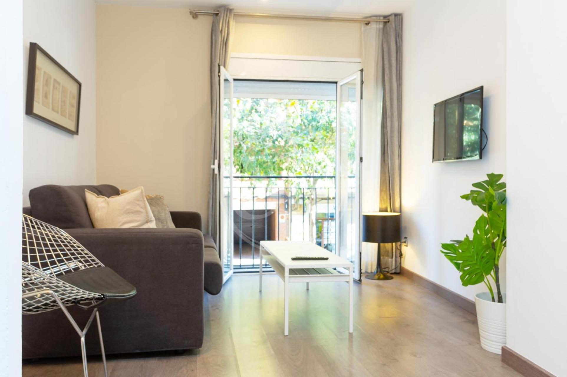 Apartment Familiar Cerca De Sagrada Familia Barcelona