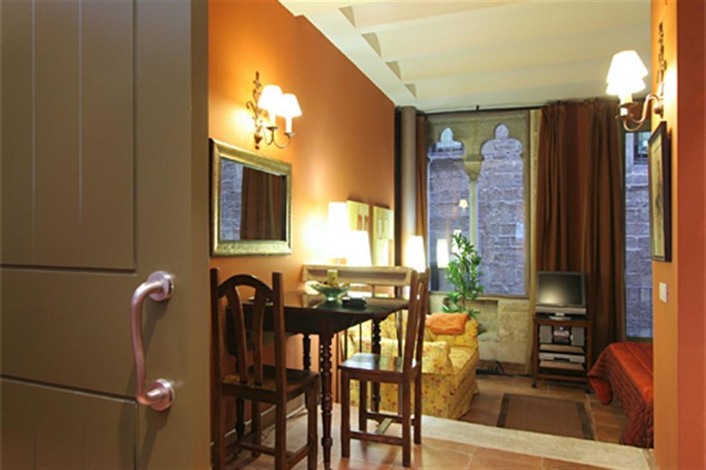 Friendly Rentals Dali * Barcelona