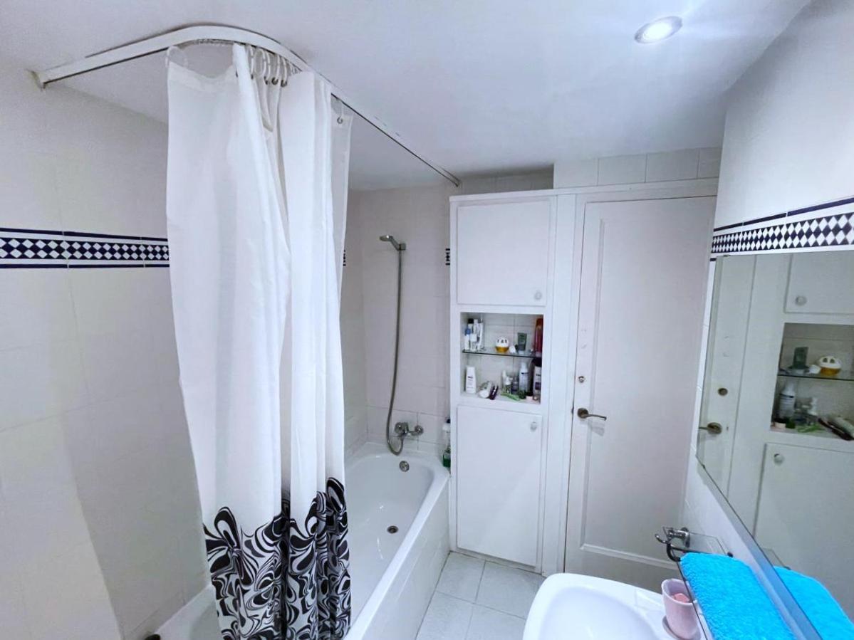 Bed & Breakfast Alojamiento Villaroel