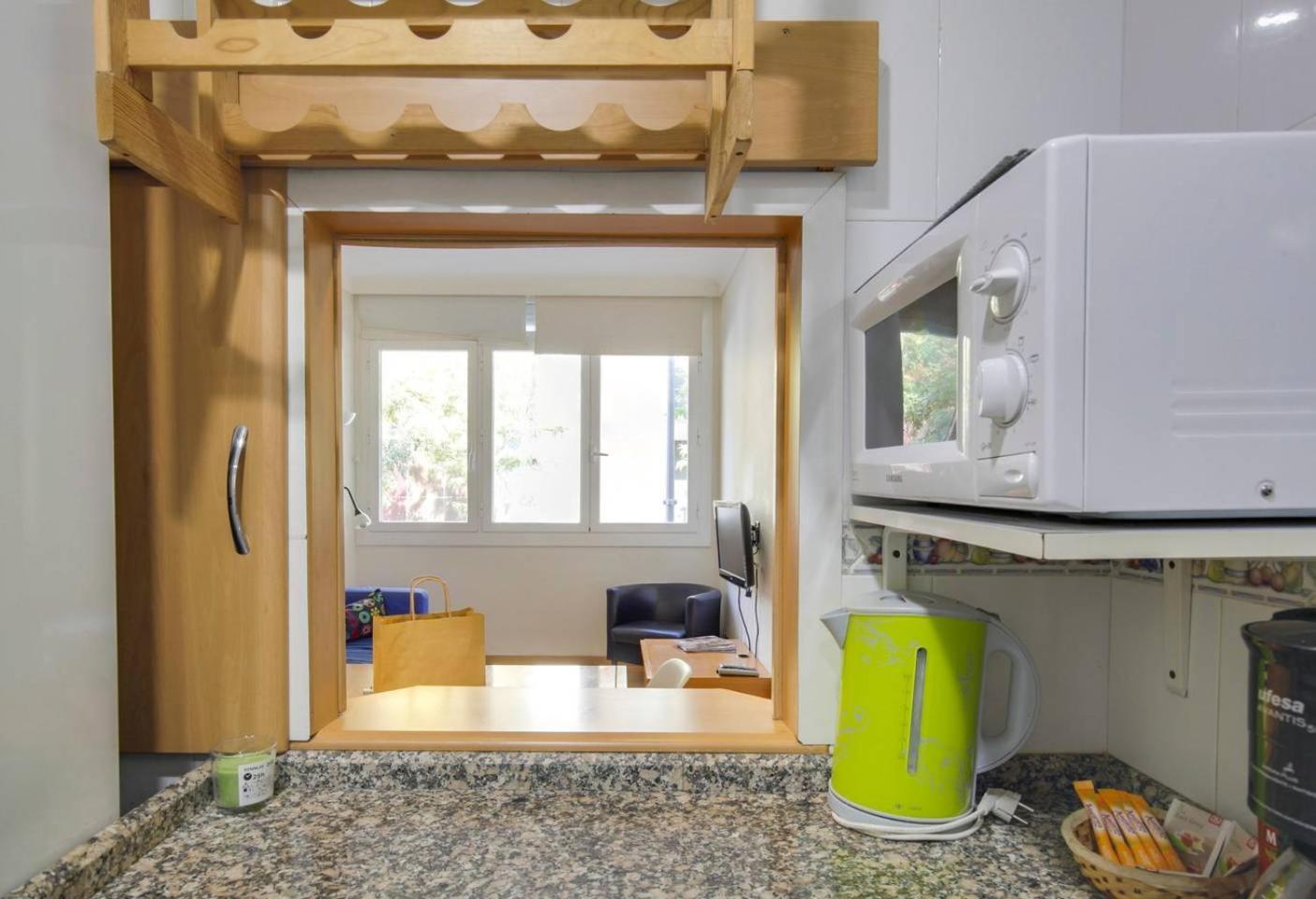 Apartment Cozy 2 Bedroom Next To Arc De Triomf Barcelona