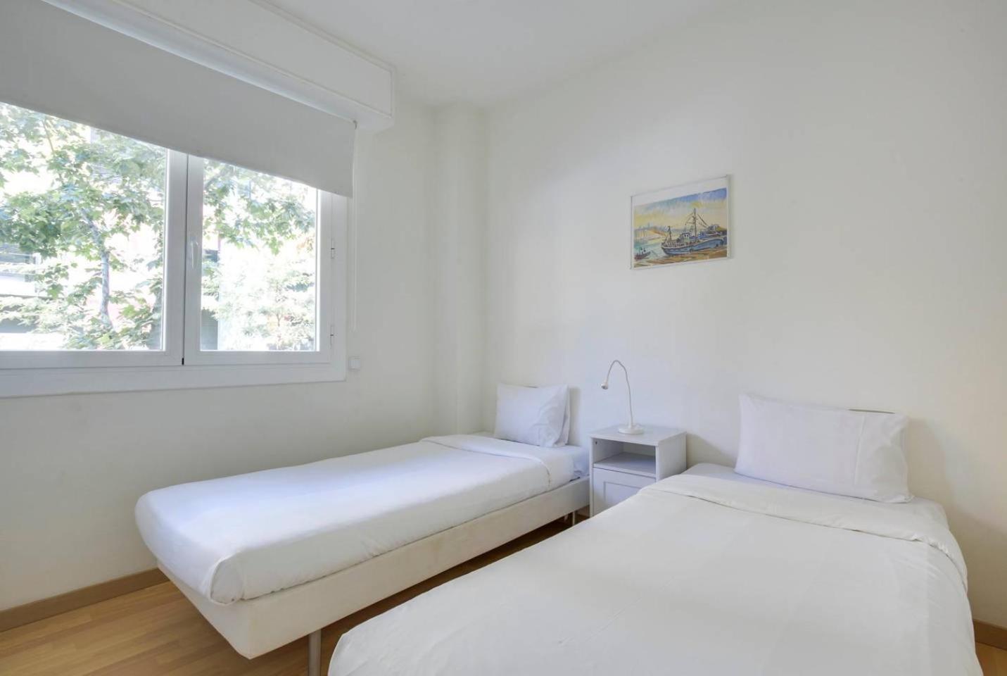 Cozy 2 Bedroom Next To Arc De Triomf *